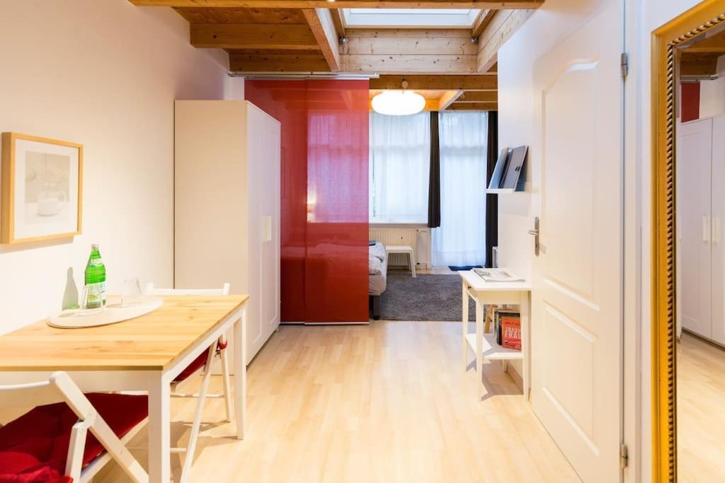 Apartment Wilhelmstr Fuer Bis Zu 3 Personen Brühl المظهر الخارجي الصورة